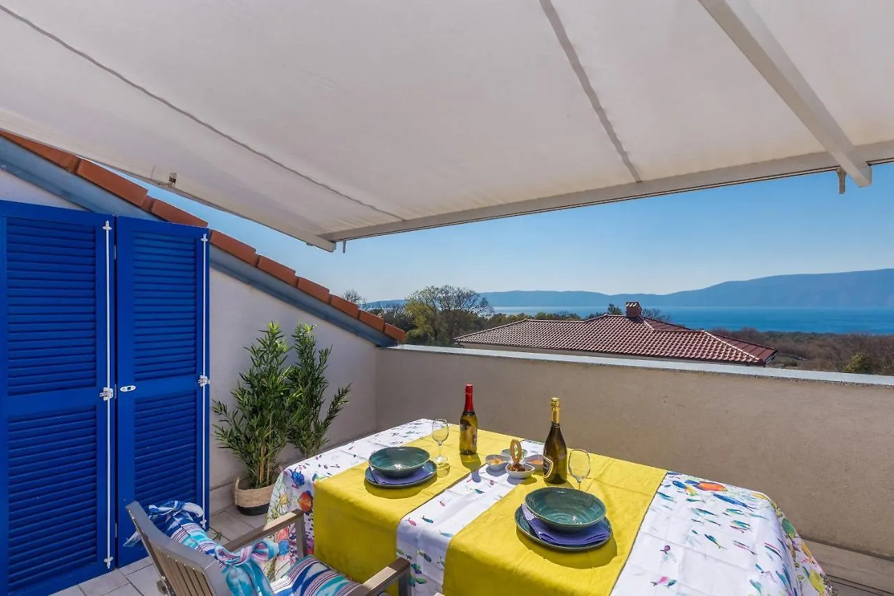 Apartment Sea Hideaway Pinezici  Croatia